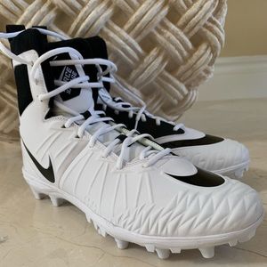 Nike Mens Force Savage Varsity Football Cleats